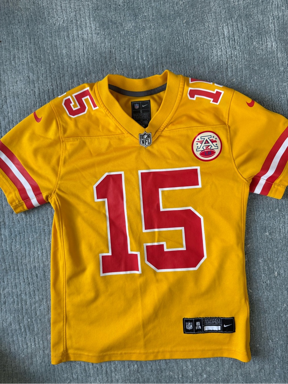 Patrick Mahomes Nike NFL Kids Yellow & Red #15 Football Jersey